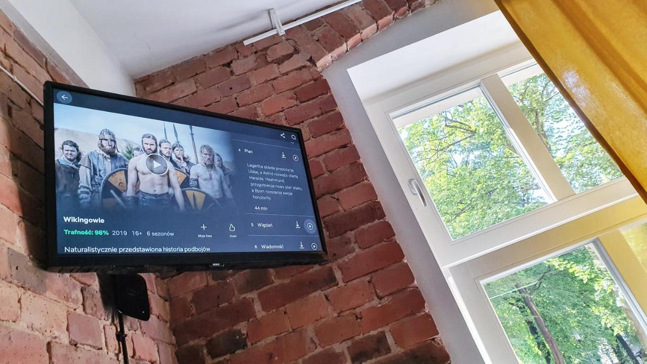 Pokoj Prywatny Ze Smarttv, Netflixem I Antresola Apartment Katowice Exterior photo